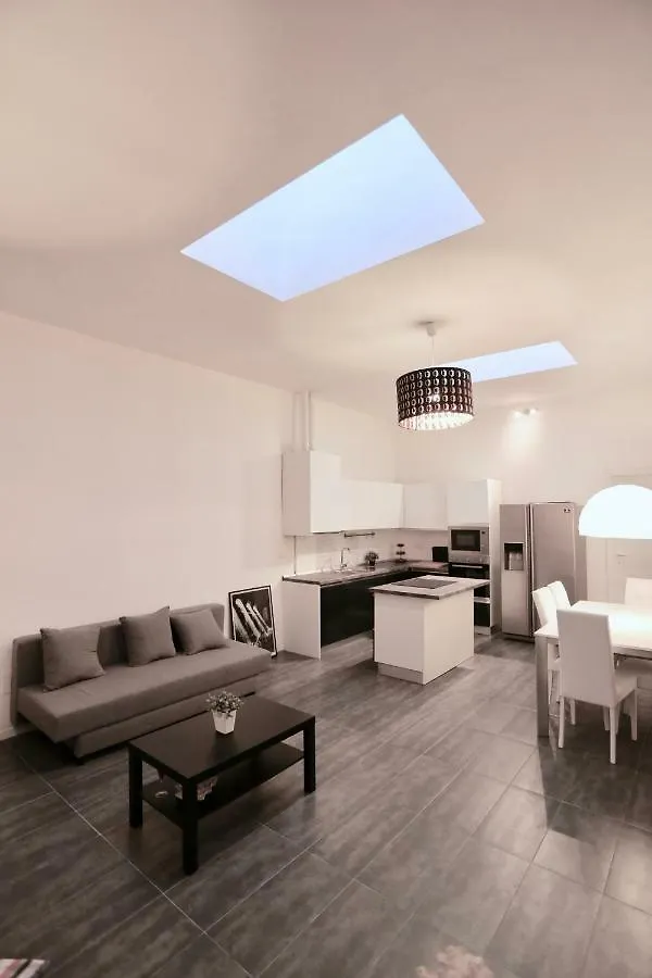 Lux Apartment  Milan